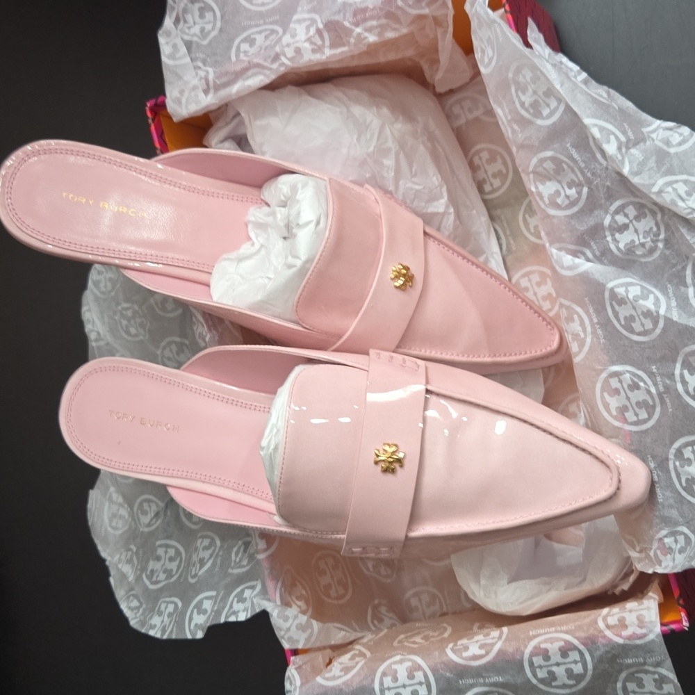 TORY BURCH Pointed Backless Loafer/Mule Patent Leather